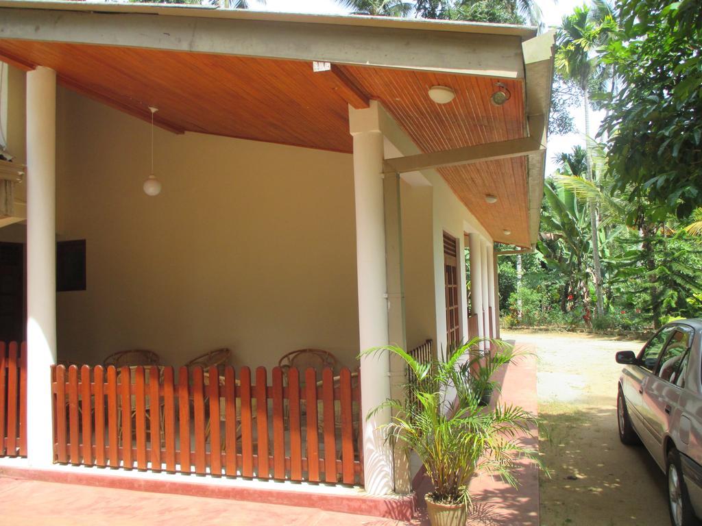 Alfred Colonial Bungalow & Spice Garden Kobbekaduwa الغرفة الصورة